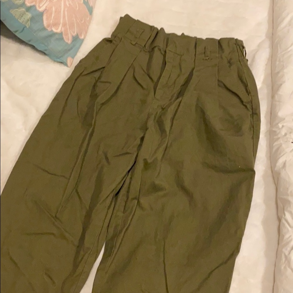 Olive paper bag pants